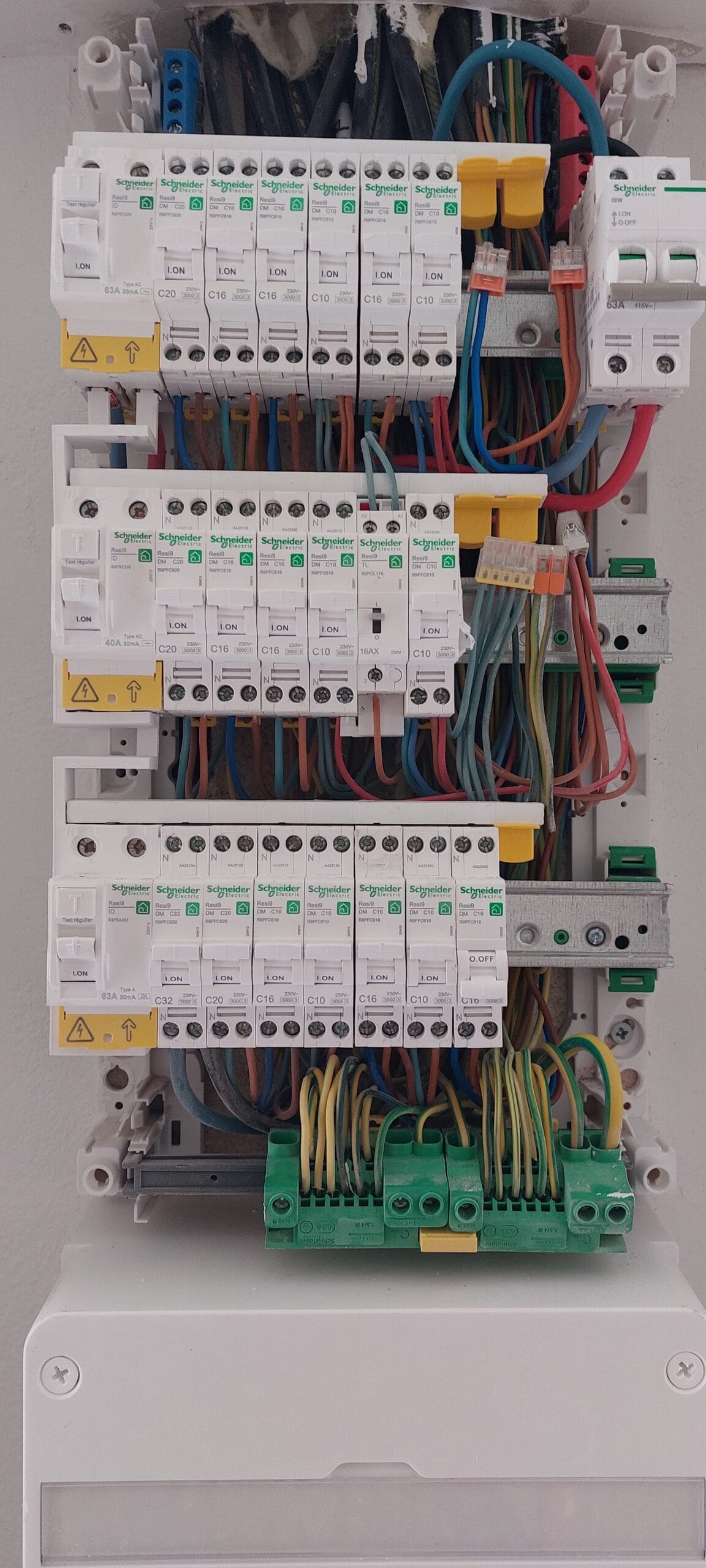 Création d’un nouveau tableau électrique en vue d’une validation de consuel Création d’un nouveau tableau électrique en vue d’une validation de consuel