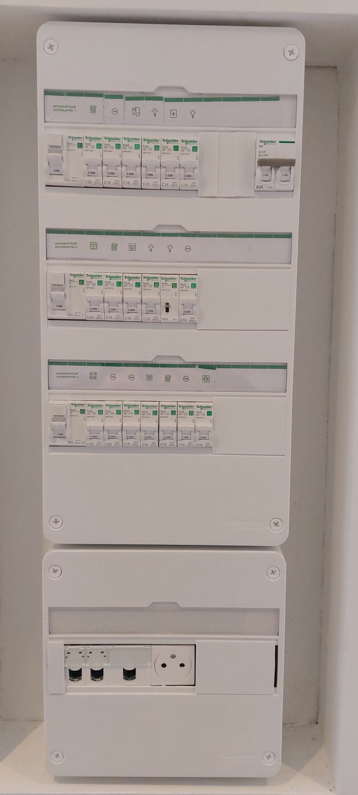 Création d’un nouveau tableau électrique en vue d’une validation de consuel Création d’un nouveau tableau électrique en vue d’une validation de consuel